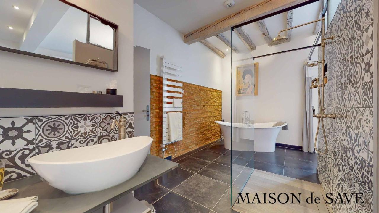 Maison De Save LʼIsle-Jourdain Exteriör bild