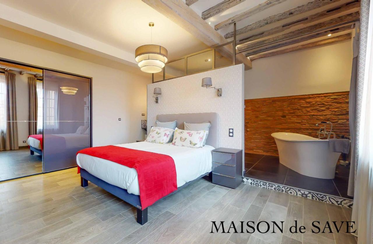 Maison De Save LʼIsle-Jourdain Exteriör bild
